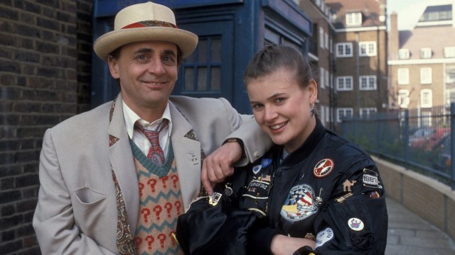 The Seventh Doctor and Ace visit London 1963! (c) BBC Studios Classic Doctor Who Sylvester McCoy Sophie Aldred 