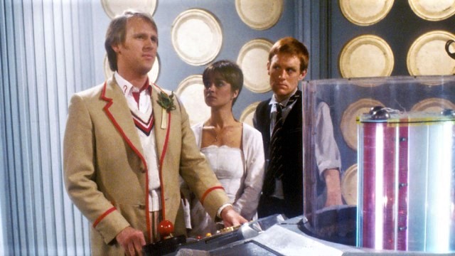 The Season Twenty team of the Doctor (Peter Davison), Tegan (Janet Fielding) and Turlough (Mark Strickson) (c) BBC Studios Doctor Who